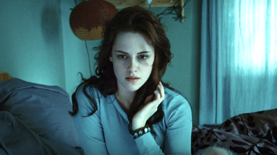 No, Kristen Stewart Isn't Tired Of Talking About Twilight (But, She Has Choice Words For How 'Serious' She Was About It)