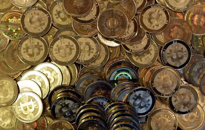 Bitcoin near $63,000 as weaker ETF demand and cancelled SEC meeting dampen crypto sentiment