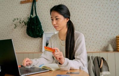What Happens to Your Credit When You Get Divorced? 6 Surprises Women Should Know