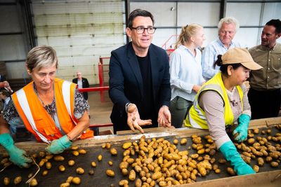 Government needs to win back trust of farmers, says Andy Burnham