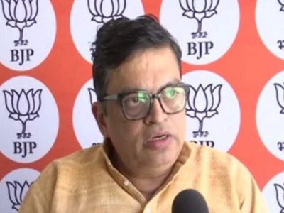 Sonia Gandhi 'objected' to full version of Vande Mataram at event, claims BJP; Congress denies charge