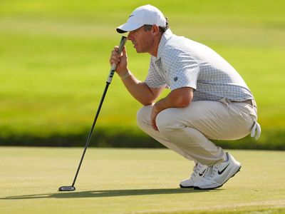 Golf’s Great Divide: Brilliant on course, bungling off it
