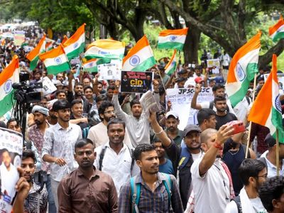 Jharkhand exam stir enters 23rd day, students to burn effigies of CM Soren, Rahul Gandhi