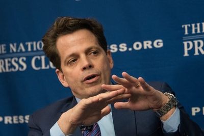 Anthony Scaramucci Says Trump ‘Acts Like a Fascist,’ Warns US Is ‘Very Close to Breaking the System’