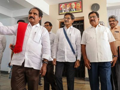 Devji, other surrendered Maoists plan to urge Centre to lift ban on CPI (Maoist)