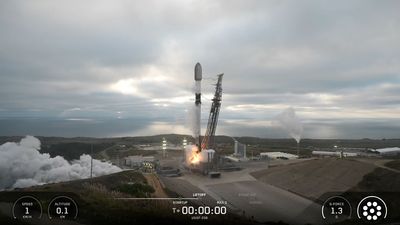 New record! SpaceX launches 2 Falcon 9 rockets just 38 minutes apart (video)