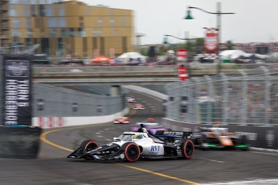 Marcus Ericsson denies Romain Grosjean with late charge to Markham IndyCar victory