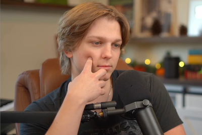TikTok Influencer Dean Withers Breaks Down on Stream Amid Unverified SA Allegations Involving Underage Victims
