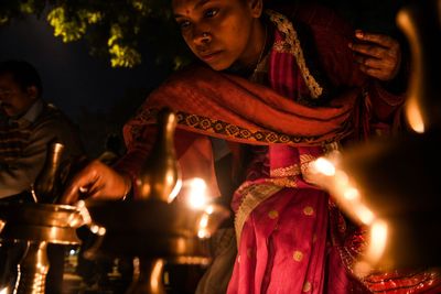 India temple stampede kills seven women after electricity pole collapses