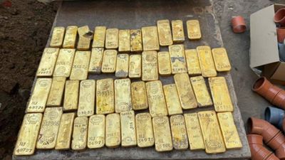 Belgian student Kobe thought he had found €1 coins while digging a sewer; the hidden stash turned out to be gold worth about €9 million