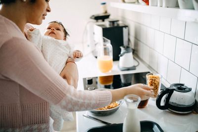 Granola Sold to Breastfeeding Mothers Is Recalled Nationwide After a Moringa Supplier Flagged Salmonella in Testing