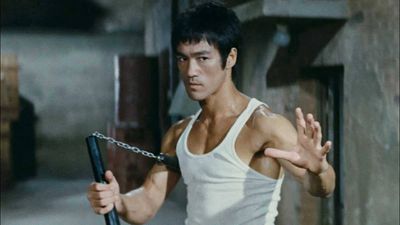 Quote of the Day by Bruce Lee: “Loneliness is only an opportunity to… – Inspiring lessons on solitude, awareness, freedom, independence and why Sometimes you need to be alone to find yourself by the Jeet Kune Do founder known for his powerful performances and deep insights on human nature and life’s challenges
