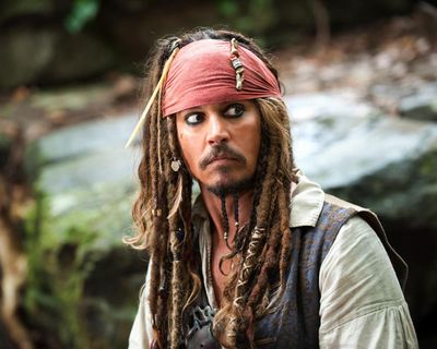 Johnny Depp in talks to return to Pirates of the Caribbean franchise