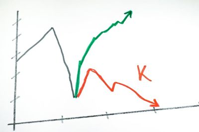 The Top 5% of Americans Are Outspending Their Own Paychecks. That's the Risk to Watch.