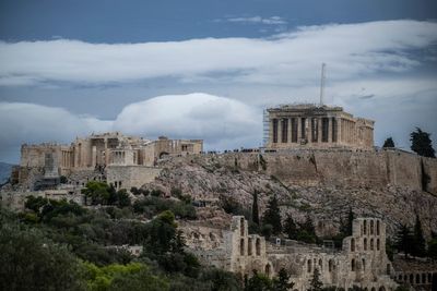 Ancient sites across Greece to be free to visit for one night only