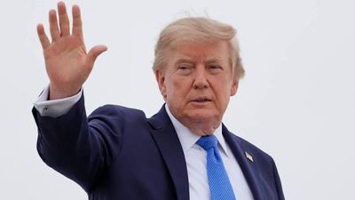 Trump's foreign policy: Strongmen on speed dial, allies and partners on notice