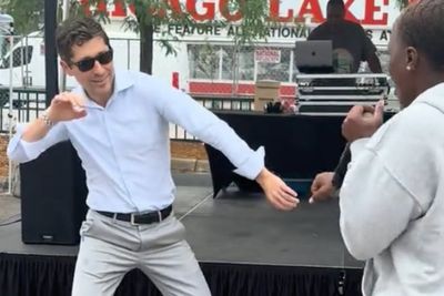 Minneapolis mayor’s dance moves at Black Entrepreneur State Fair set social media alight