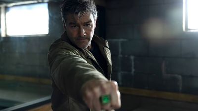 Lanterns co-creator says Guy Gardner has Hal Jordan's ring in Superman, and now I'm confused
