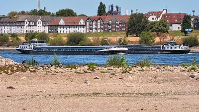 Rhine River remains low amid ongoing drought in Germany