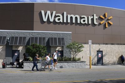 Walmart and Target's Earnings This Week Are Really a Check-Up on Latino Household Budgets