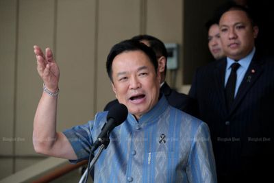 Anutin sets limits for censure debate