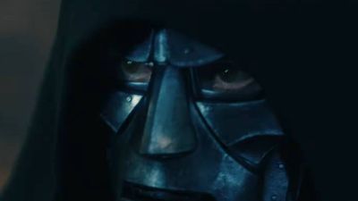 The new Avengers: Doomsday trailer has fans convinced there's a huge Doctor Doom twist hiding in plain sight, and Cillian Murphy is a key part of the theory