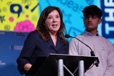Children’s commissioner warns young people are being ‘intoxicated by extremism’ on social media