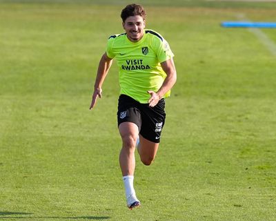 Football transfer rumours: Atlético want Alvarez to join Arsenal over Barça?