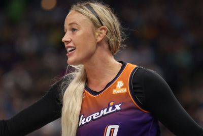 Sophie Cunningham Fans Confronted by Arena Security for Wearing Shirt With Controversial Message About Trans