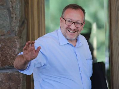 Quote of the day by Seth Klarman: "The ability to not be getting margin calls, not be having redemptions, not be scared out of your mind when something’s gone against you is probably the most enhancing thing to long term returns."