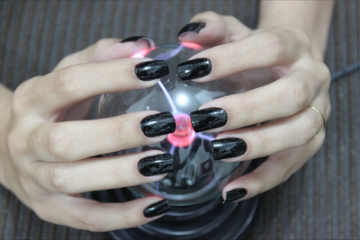 UK Bans Chemical Used in Gel Nails Over Fertility and Reproductive Concerns as Salons Face New Rules