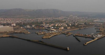 Shipwreck with treasure worth 'hundreds of millions' found in Scottish river