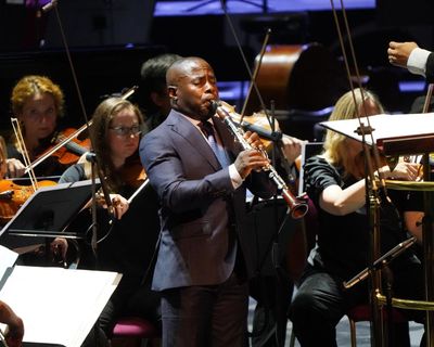 BBCNOW/Bancroft review – McGill is a stylish soloist in Kahane’s likable clarinet concerto