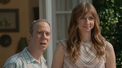 I Caught The Brilliantly Nerdy Way Stuart Fails To Save The Universe Alluded To Ep 4's Twist With DC Heroes