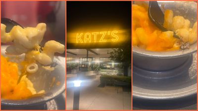 Houston woman tries Katz’s mac and cheese. Then her horrified friend asks, ‘Is it legs on there?’