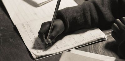 What happened when a South African school switched from English to bilingual science tests