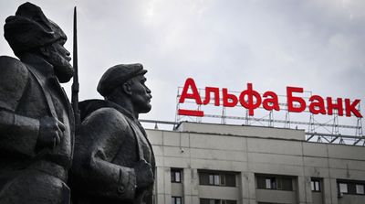 Russians Are Pulling Billions From Banks As Fears Grow That Putin Could Seize Deposits to Fund The War