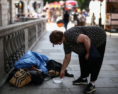 Burnham launches ‘national drive’ to get rough sleepers off streets by Christmas