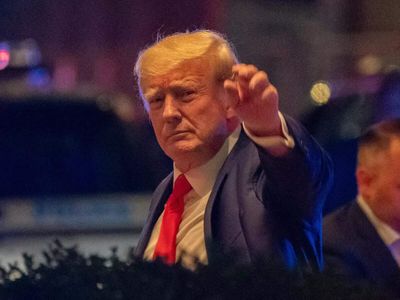 Trump holds off Iran talks until Tehran is "ready to make a deal": Reports