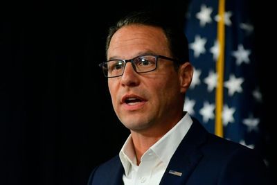 Josh Shapiro Says He Won't Let Big Tech's Lawyers Bully Pennsylvanians, Signs Executive Order Imposing 'Nation's Strictest' AI Data Center Protections