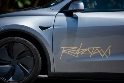Tesla asked Las Vegas for 5,000 robotaxi permits. Sin City gave it 10, capped the speed at 45mph, and banned airport trips