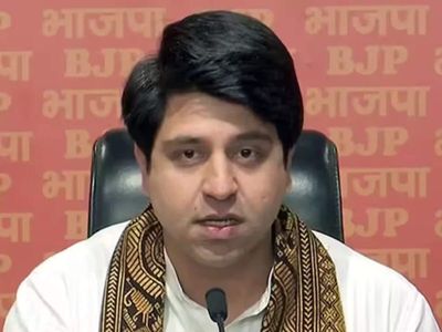 ‘I need to pay my rent’: Shehzad Poonawalla says financial pressure led him to quit the BJP