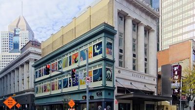 In 1926, Pittsburgh left a fruit merchant with a roughly six-foot-wide lot, and he responded by constructing a three-story commercial building