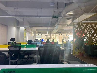 Bengaluru based founders shares photo of a deserted office at 10:15 in the morning, says we are destroying our productivity