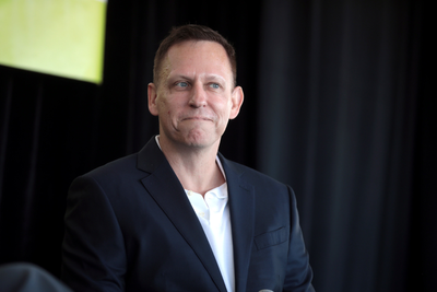 Peter Thiel Targeted By Protesters Dressed in Gandalf Outfit Outside Home Over Palantir Surveillance