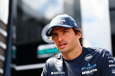 Carlos Sainz to remain at Williams for F1 2027