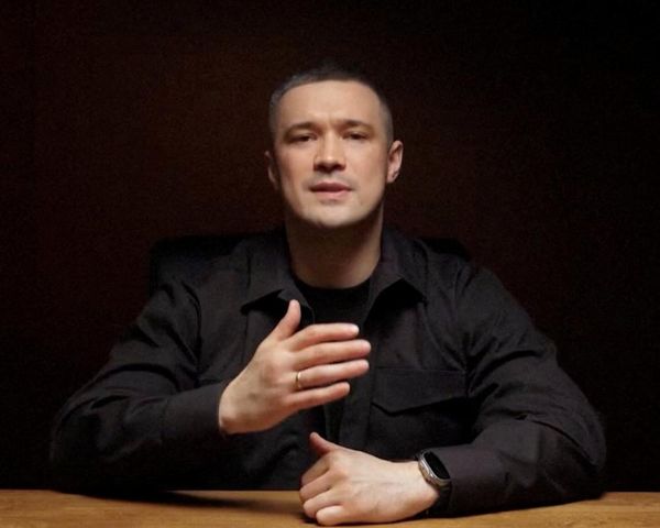 Sacking turns former Zelenskyy loyalist into potent political opponent