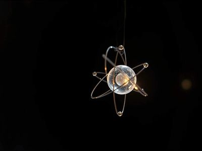 Scientists discover how a one-atom quantum engine can turn ‘waste’ light into useful energy
