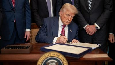 Trump-pardoned convicted-bank-robber-turned-CEO arrested on felony sexual assault charges