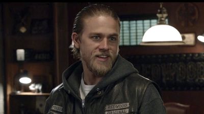 Sons Of Anarchy’s Return To FX Is Nothing Like I Expected. All Hail Charlie Hunnam And...Rob Mac?